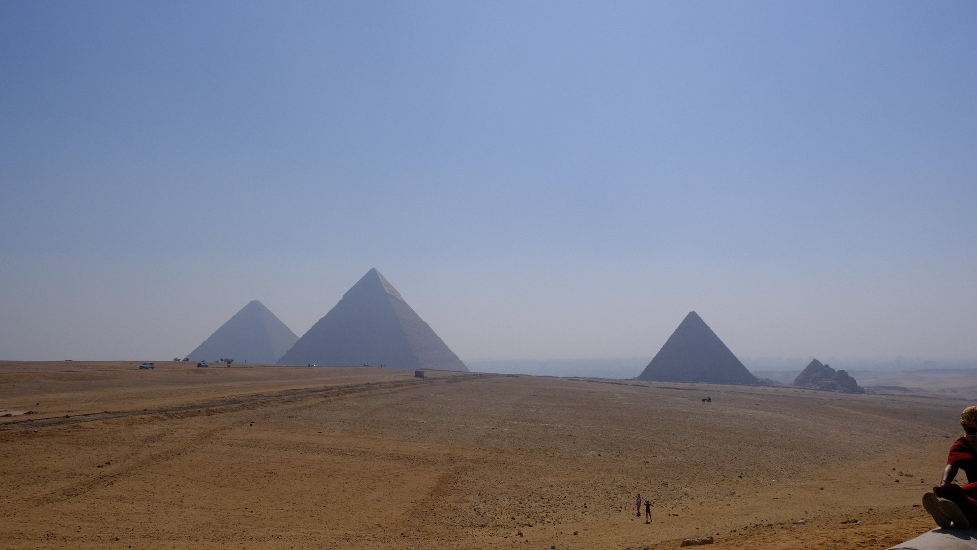 Panoramiczny widok piramid na płaskowyżu Giza w Egipcie